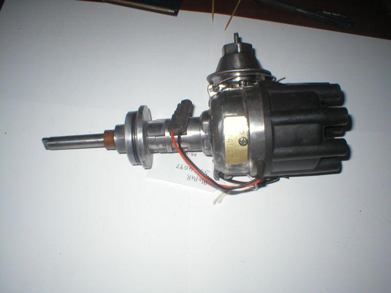 Sell 75 CHRYSLER PLYMOUTH DODGE 318 360 DISTRIBUTOR in Shirley, New