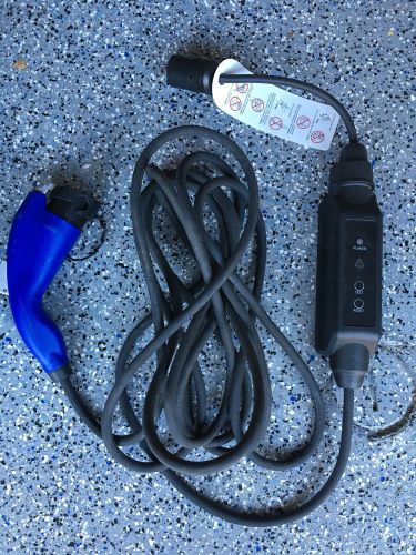 Toyota g9060-47190 prius plug-in rav 4 ev scion iq ev charging cable genuine oem