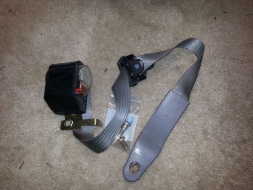 90-93mustang gray passenger side front right seat belt retractor with bolts.