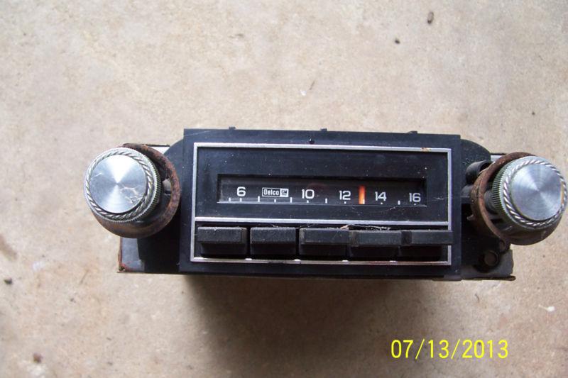 72 73 74 75 nova am radio with special mounting nuts plays good chevy