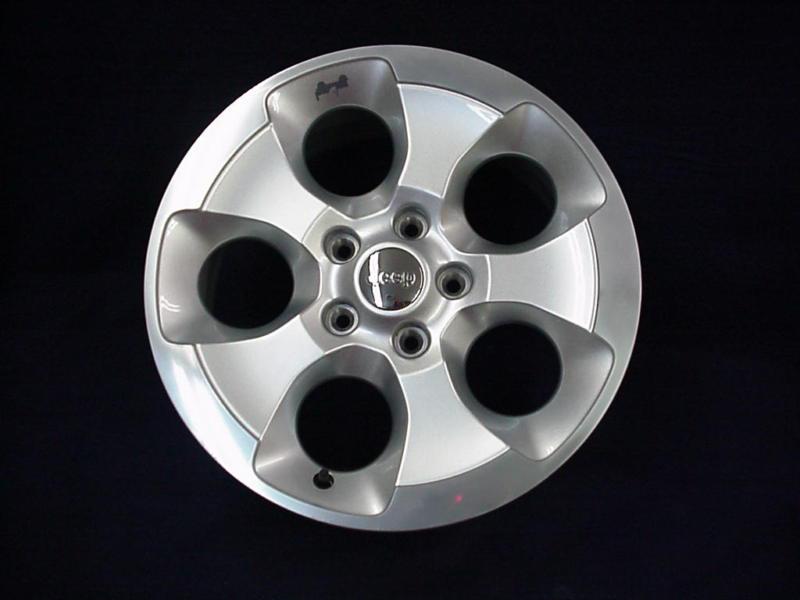 Jeep wrangler 2013 18" 5 spoke silver/polished alloy / aluminum wheel - 1