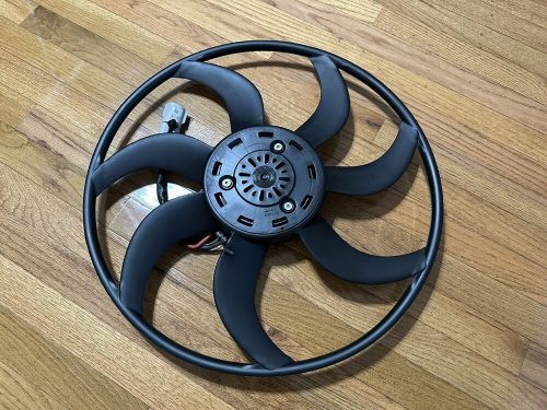 Dodge jeep radiator cooling fan brose oem 68275634ad