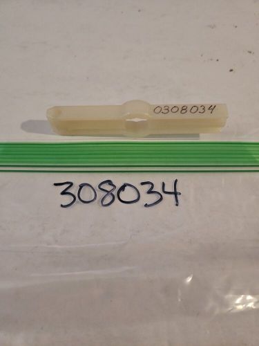 NOS OEM OMC Evinrude Johnson Casing Guide 40-155HP1968-70, 80-245 1968-1977OMC22, US $11.95, image 2