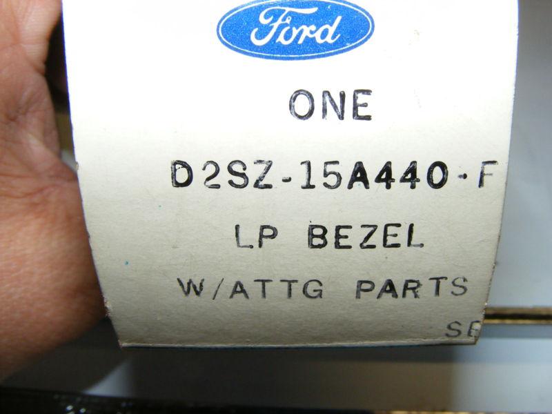 1972 FORD THUNDERBIRD LH BODY SIDE MARKER LENS BEZEL DOOR NOS NEW D2SZ-15A440-F, US $24.99, image 5