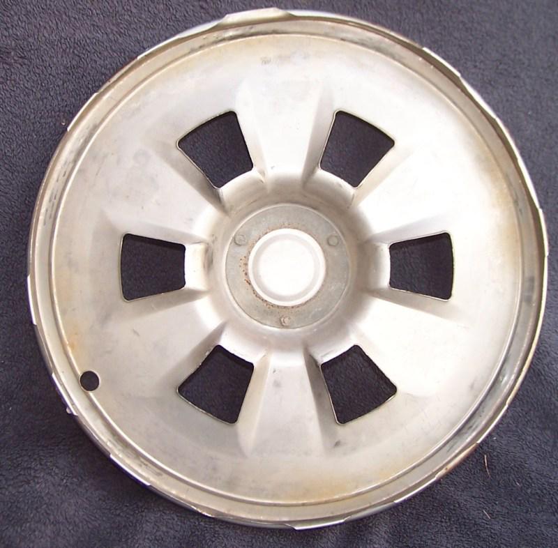 65 1965 Chevy Corvette Spinner Hubcaps - Wheel Covers OEM - SET OF 2 - Vette , US $200.00, image 3