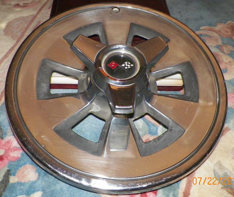 65 1965 Chevy Corvette Spinner Hubcaps - Wheel Covers OEM - SET OF 2 - Vette , US $200.00, image 6