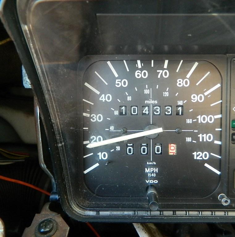 79 93 vw cabriolet mk1 oem instrument cluster vdo gauge speedometer only 104k