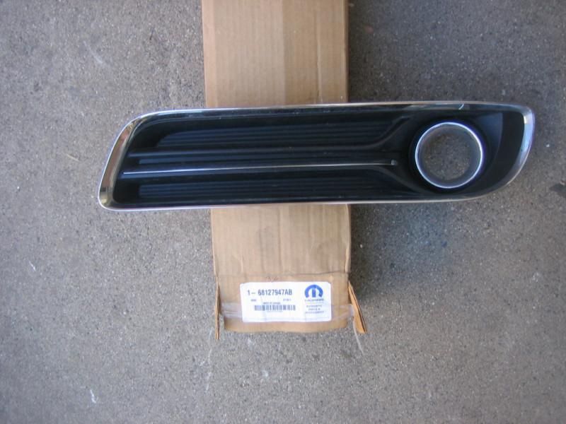 2011-2013 chrysler 300 left fog lamp bezel oem