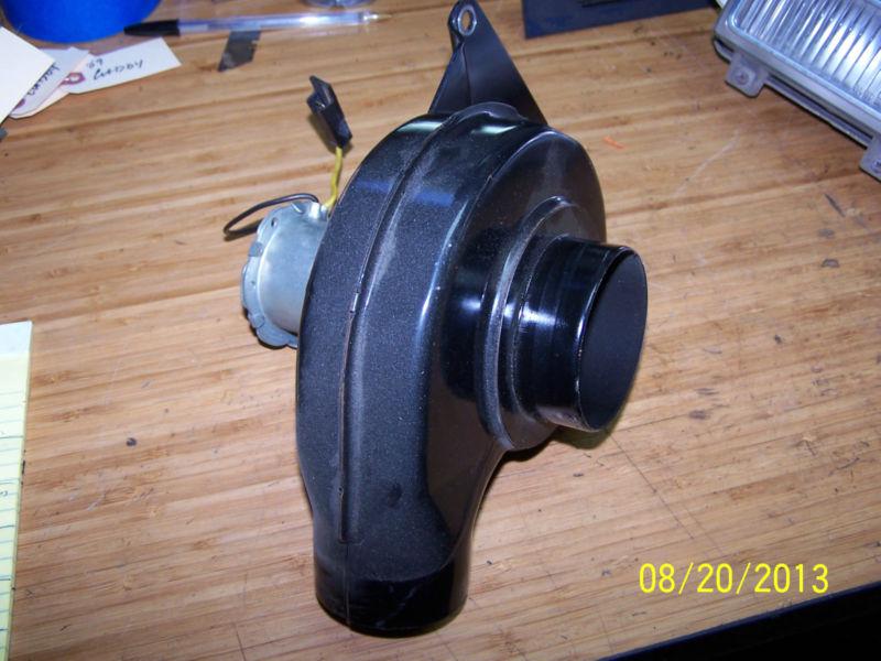 Sell 1969 CADILLAC ELDORADO BACK WINDOW DEFROSTER BLOWER MOTOR in