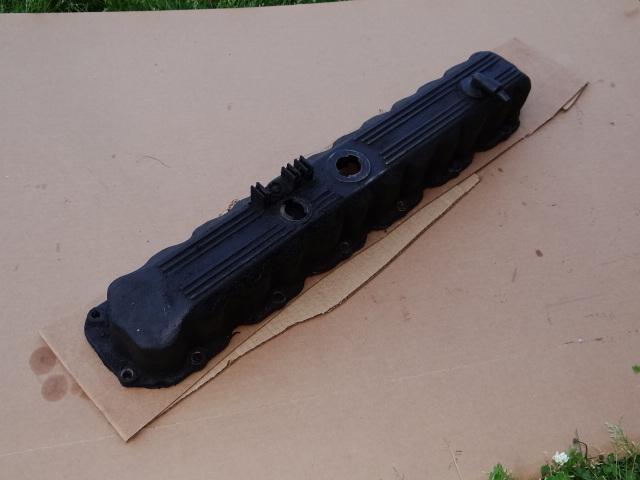 Jeep wrangler 4.0l engine value cover.  oem