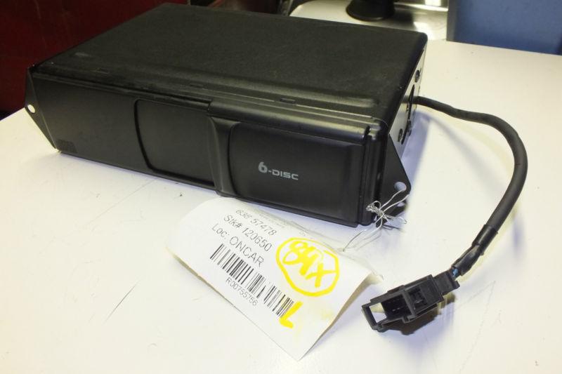 98 99 00 01 02 03 04 vw beetle jetta golf cd changer w/o magazine 3b0 035 111 b