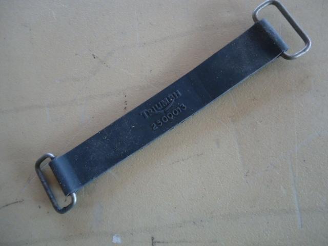 2001 triumph tt 600 battery box rubber strap