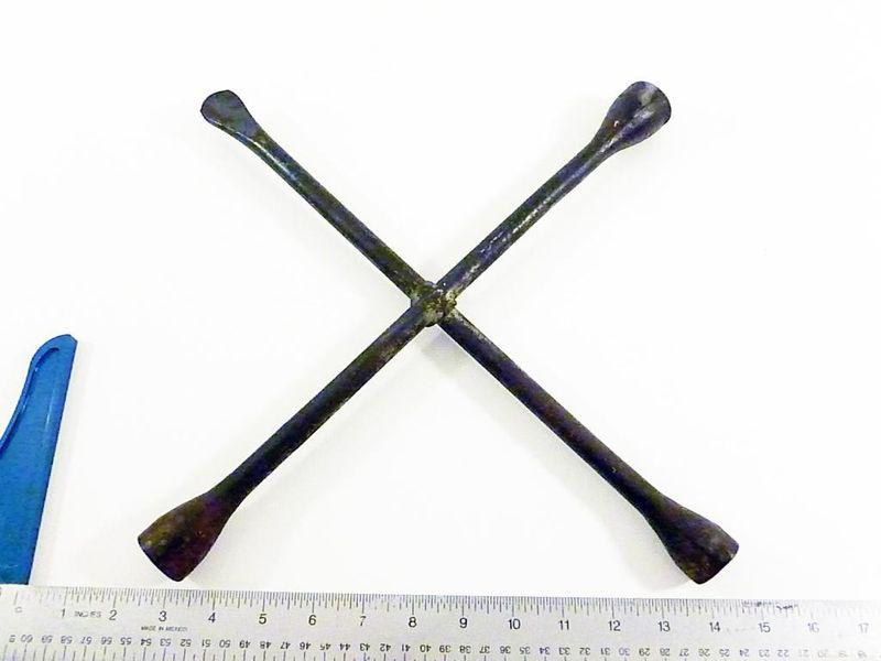 Wheel lug wrench 7/8 11/16 13/16 , vintage 4 way cross