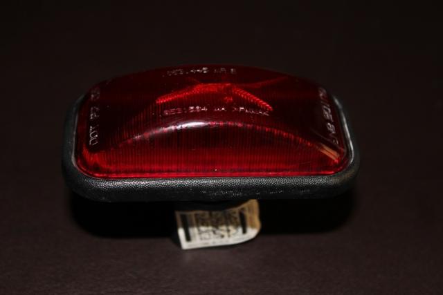HUMMER H2 REAR CLEARANCE ROOF LIGHT OEM , SLIGHT HAIRLINE CRACK, WORKS PERFECTLY, US $59.00, image 2