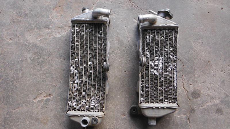 2000 ktm exc 2000 right and left radiator