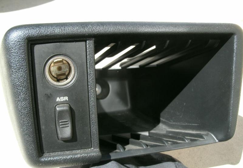 Sell 9396 CAMARO Z28 CENTER CONSOLE FLOOR UPPER STORAGE TRAY PANEL W