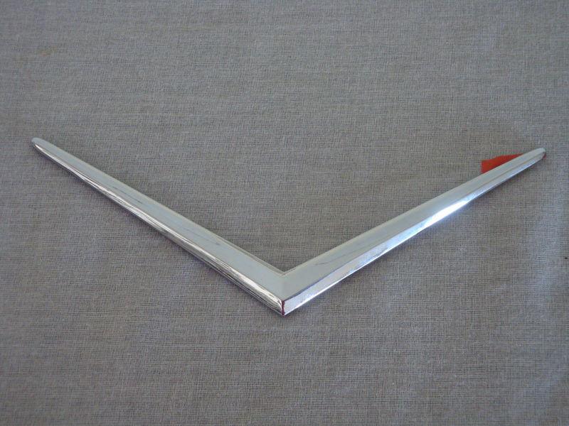 Nos oem cadillac deville chrome  v vee rear trunk emblem 1980 - 1984 