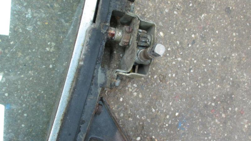 1936 Packard standard 8 lf vent window with mechanism, US $125.00, image 2