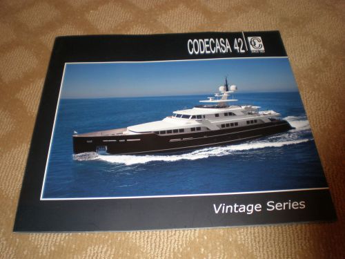 Codecasa 42 vintage series 2011  139&#039; color marketing / charter yacht brochure