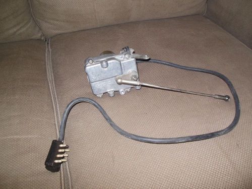 1987-1992 mercedes benz 420sel used oem  cruise control actuator