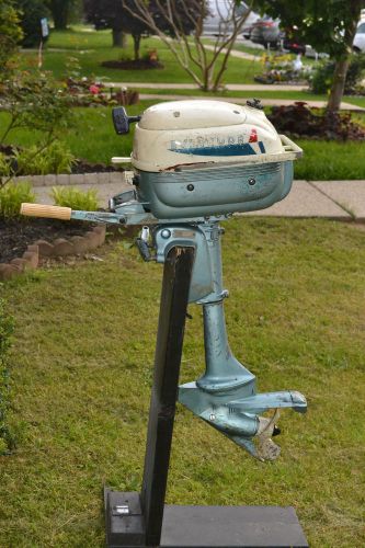 Johnson lightwin 3hp outboard motor running