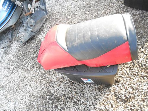 1997 yamaha v-max sx 600 snowmobile parts: seat w taillight