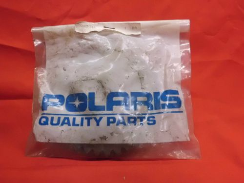 Polaris 35 tooth lower chaincase gear # 3222041  rare 35 tooth  "nos"  +reduced+