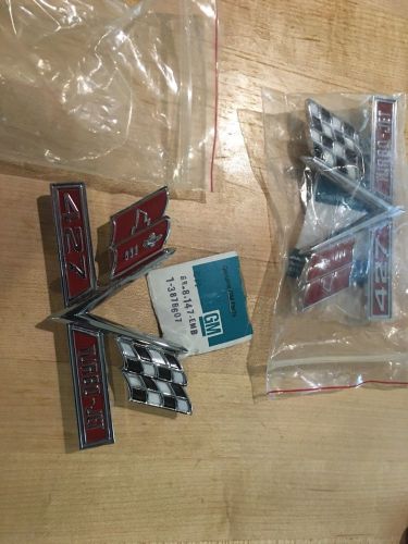 427 chevelle emblem factory