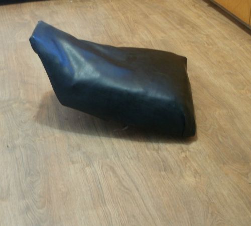 1984 85 86 honda atc 200s complete seat saddle  pan with latch &amp; tool box