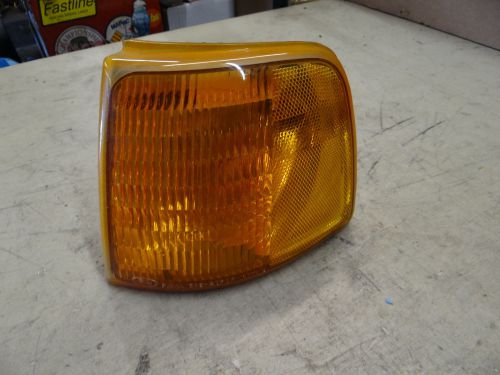 1993_93_ford ranger 2.3l_explorer_left_driver side front turn signal housing_len