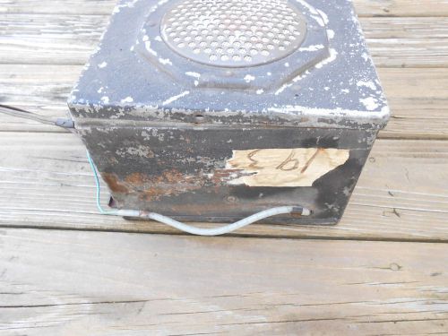 1930&#039;s philco 826  universal am tube radio