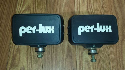 Lot of 2 per-lux 550 fog driving lights pair with covers