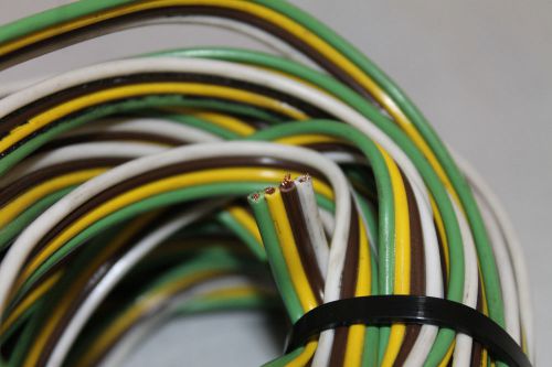 4 conductor flat 16 gauge trailer light hookup wire (appr. 36 foot)