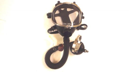 Aircraft oxygen mask