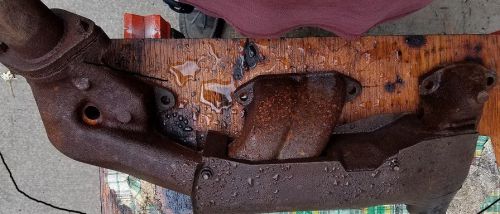 Mopar 1970-72 b or e body big block hp exhaust manifold driver side