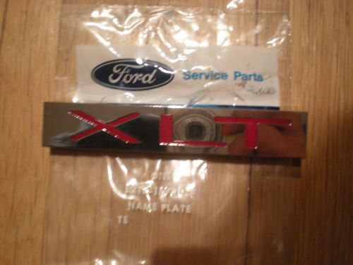 Nos 1980 - 1986 ford e100 e250 e350 xlt fender emblem
