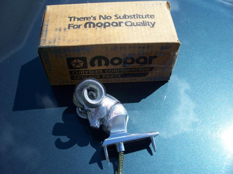 Dodge ram & ramcharger hood ornament emblem oem mopar 80's 90's nos!!!