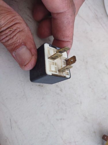 Jaguar Black 4 Pin Multipurpose Relay Hella 4RA 003 510-33 12v Original, US $9.95, image 11