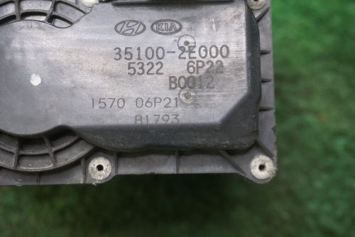 2013 HYUNDAI ELANTRA 1.8L THROTTLE BODY OEM 351002E000, US $39.09, image 2