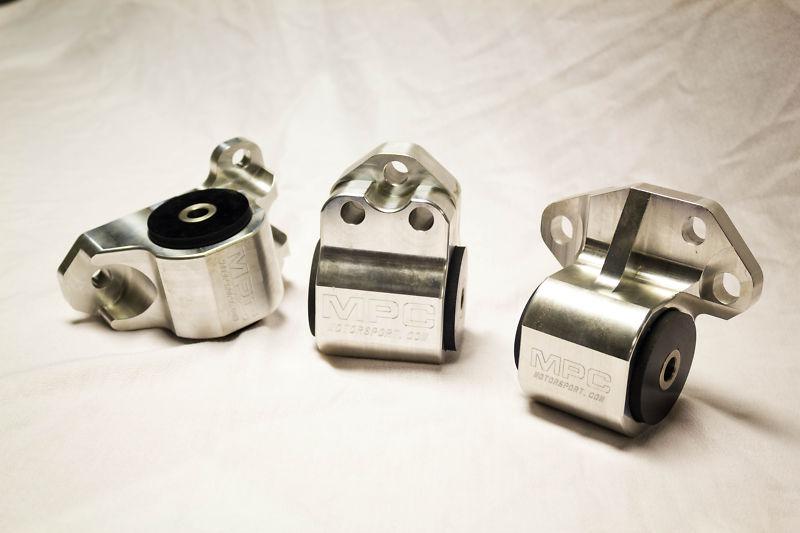 Find Honda/ Integra OEM B series engine mount in New Berlin, Wisconsin