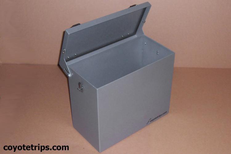 Motorcycle aluminum pannier, 40 liters, hinged lid; bmw gs, klr, tiger, tenere