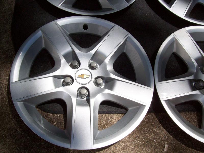 Purchase Malibu Hubcaps Set Of Four 17 Inch OEM 2008 to 2012 in