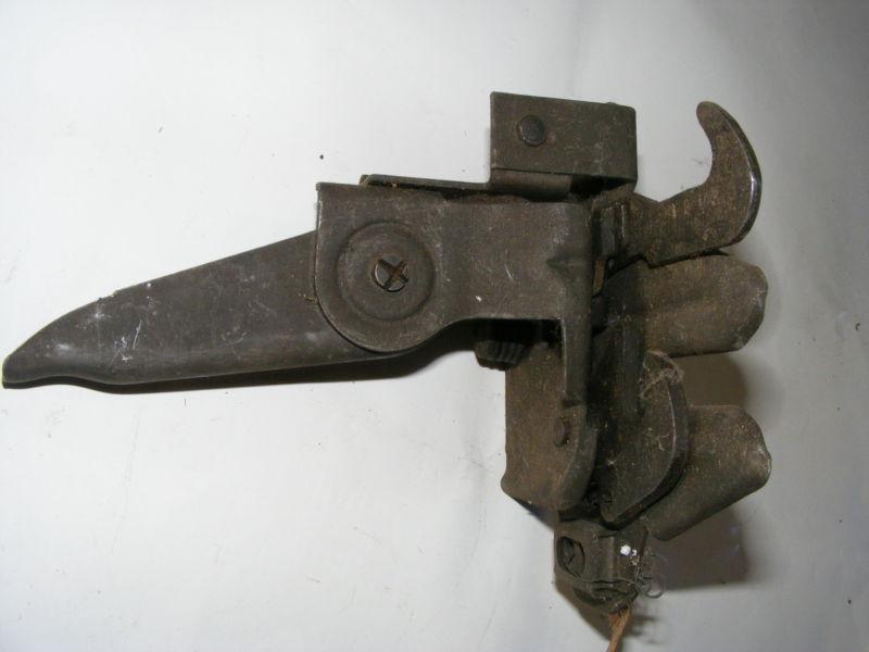 1968 FORD FULLSIZE HOOD LATCH LOCK ASSEMBLY NOS NEW OLD STOCK C8AZ-16700-A, US $12.49, image 2