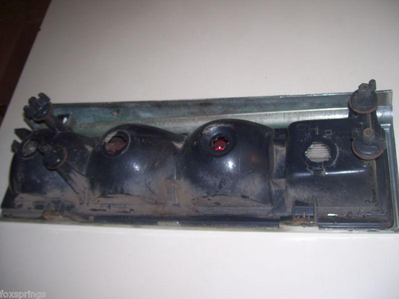 1980 PONTIAC PHOENIX RIGHT TAIL LIGHT ASSY - GUIDE 2X2 - 5970210 - P60, US $24.99, image 2