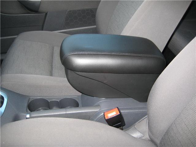Vw jetta sedan, golf rabbit,  armrest  / non-folding type