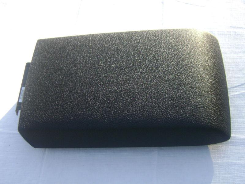 Purchase FORD EXPLORER MERCURY MOUNTAINEER CENTER CONSOLE LID ARM REST
