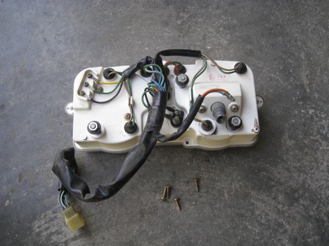 1986 honda vf500f interceptor - instrument gauges