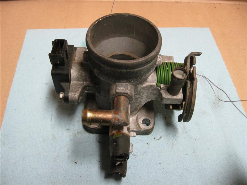 Purchase THROTTLE BODY HYUNDAI ACCENT 1995 96 97 98 99 MANUAL 16108 in