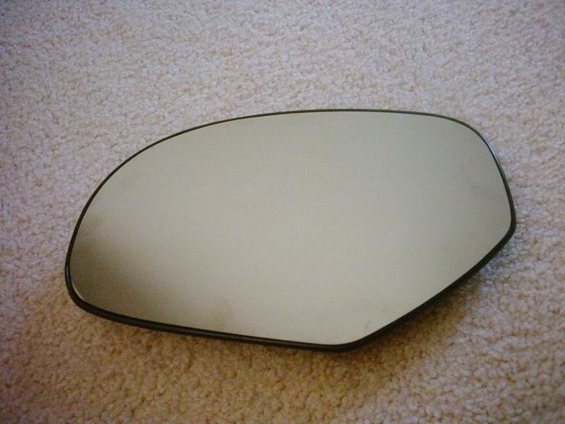 2007-2013 dl8 factory mirror glass heated gmc,yukon ,sierra / chevy,silverado