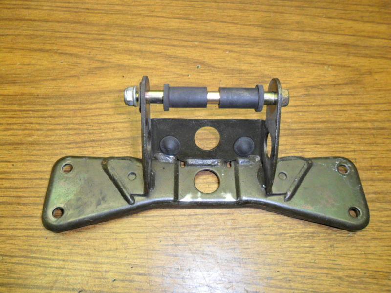 02 honda cbr 954 cbr954rr cbr954 fireblade rear back gas tank mount hinge